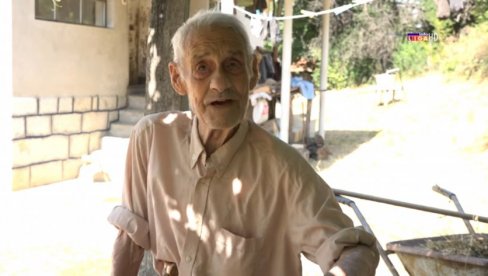 ПРОМЕНИО ТРИ ВОЈСКЕ И ДВА БРАКА: Најстарији мушкарац у Србији - Живан Поповић (106) из Латвице, живи сам у планини (ФОТО)