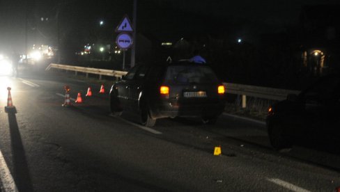 „PASAT“ POKOSIO DVOJE PEŠAKA: Saobraćajna nesreća u Šumaricama na putu Kraljevo-Kragujevac (FOTO)
