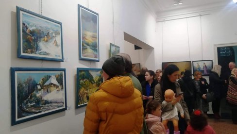 ПРАЗНИК ЗА ДУШУ И ОЧИ: У Параћину отворена Новогодишња изложба 30 уметника (ФОТО)