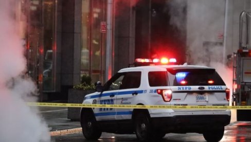 КРВАВИ ОБРАЧУН У ШКОЛИ: Избодено пет ученика и радник обезбеђења