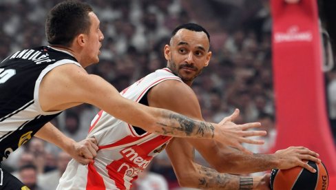 HVALA VAM NA SVIM USPOMENAMA! Bivši košarkaš Crvene zvezde Adam Hanga završio reprezentativnu karijeru