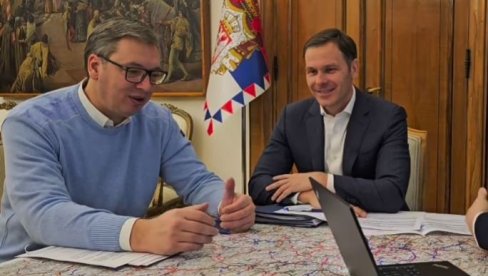JA SAM MU NAPISAO JEDNU PORUKU…“: Mali nasmejao sve rođendanskom čestitkom za predsednika Vučića