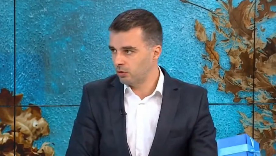 POGLEDAJTE: Evo kako Savo Manojlović pokušava da sakrije da ga, osim Rokfelera, finansira i Soroš (VIDEO)