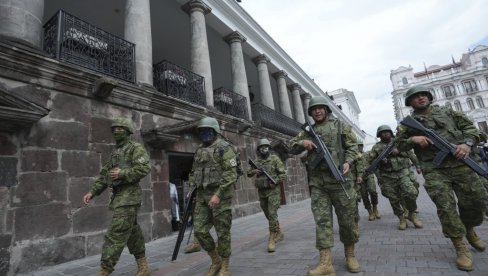 RAT DRŽAVE I MAFIJE U EKVADORU: Haos na ulicama gradova - odsecanje glava, pljačke, predsednik naredio neutralizaciju 22 bande (VIDEO)