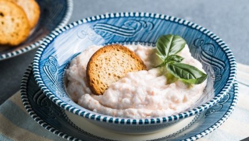 ZA SAMO 10 MINUTA DOMAĆA PAŠTETA: Napravite riblju paštetu kod kuće od preostalog ručka