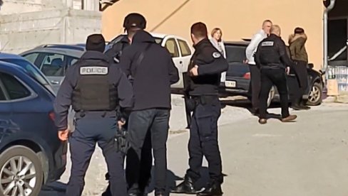 KURTIJEVA POLICIJA PRAVI HAOS PO KOSOVSKOJ MITROVICI: Hapšenje završilo pucnjavom, projektile zaustavili zidovi i fasade (VIDEO)
