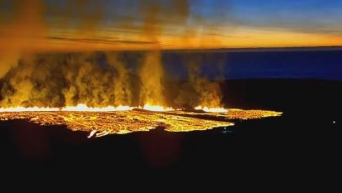 НЕВЕРОВАТНИ ПРИЗОРИ КОЈИ ОСТАВЉАЈУ БЕЗ ТЕКСТА: Нова ерупција вулкана, наређена евакуација - мештани хитно морају да напусте град (ВИДЕО)