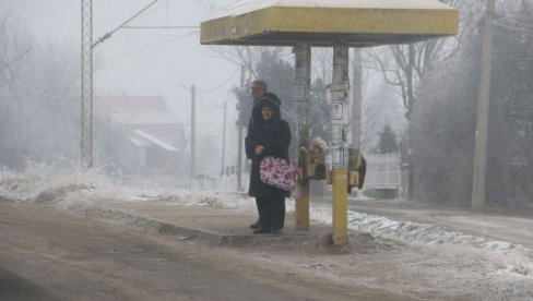 СРБИЈА СЕ ПОНОВО ЗАБЕЛЕЛА: Снег увелико веје у овим деловима земље праћен драстичним падом температуре (ФОТО)