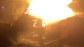 VATRA PROGUTALA KUĆU U MIRIJEVU: Plamen liže krov i zidove, vatrogasci su na terenu (VIDEO)