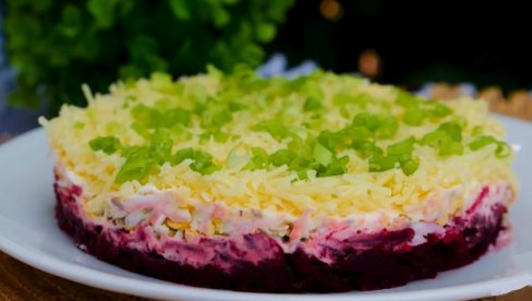 IDEALNA ZA SVETOG JOVANA: Svečana slavska salata sa cveklom, savršena kao predjelo, ali i prilog uz pečenje (VIDEO)