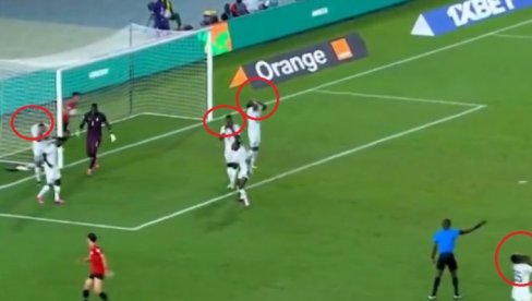 SAIGRAČI ČUPALI KOSU: Niko ne može da veruje šta je fudbaler Zvezde uradio na Afričkom kupu nacija (VIDEO)