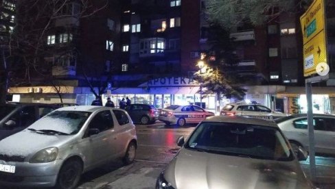 ЧУЛИ СУ СЕ ПУЦЊИ: Драма у Смедереву, у току је оружана пљачка, полиција опколила објекат (ФОТО/ВИДЕО)