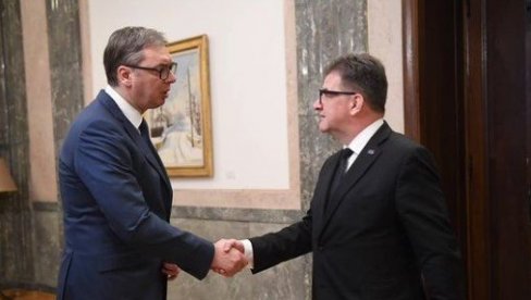 FORMIRANJE ZSO, ODRŽAVANJE IZBORA I ZAUSTAVLJANJE PROVOKACIJA PRIŠTINE: Predsednik Vučić se oglasio nakon sastanka sa Lajčakom (FOTO)