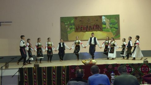 SUSRETI SELA: U Domu kulture kod Jagodine počelo je održavanje tradicionalne manifestacije (FOTO)