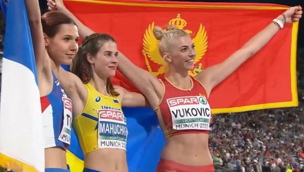 ЦЕТИЊЕ КАЖЊАВА МАРИЈУ? Хоће ли црногорска атлетичарка због изјаве о кокошки на застави остати без признања