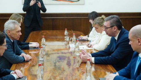 VUČIĆ SE SASTAO SA BOCAN-HARČENKOM: Predsednik sa ruskim ambasadorom o posledicama ukidanja dinara na KiM (FOTO)