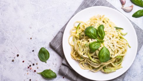 BRZA VEČERA KOJA SE DOPADA BAŠ SVIMA: Špagete s pavlakom i belim lukom