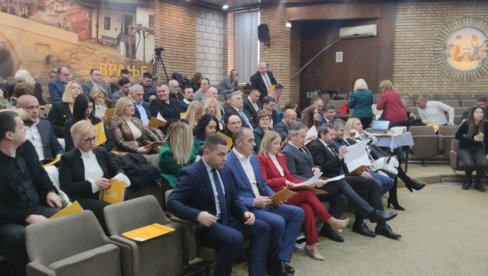 ВРАЊЕ ДОБИЈА РУКОВОДСТВО ГРАДА: Почела конститутивна седница Скупштине града