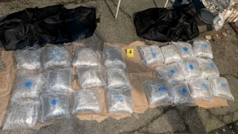 ZAPLENJENO VIŠE OD 33 KILOGRAMA DROGE: Dvojica uhapšena zbog sumnje da su trgovali narkoticima