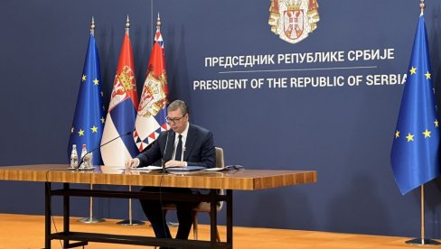 VUČIĆ O JEDNOSTRANIM POTEZIMA PRIŠTINE: Evro nije zakonsko sredstvo plaćanja na Kosovu i Metohiji, Srbija traži hitnu sednicu SB