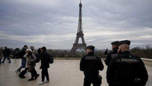 NAPAD NOŽEM U CENTRU PARIZA: Jedna osoba u kritičnom stanju