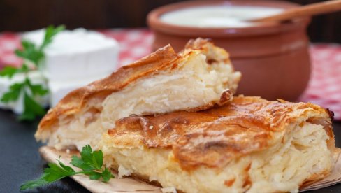 OVAKVU DO SADA NISTE JELI: Gibanica sa sirom, hrskava kora i testo meko kao duša