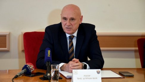 NASTAVA NA FAKULTETIMA SE ODVIJA PO PLANU I PROGRAMU Arsić: Upis nove generacije studenata za nas je od primarne važnosti