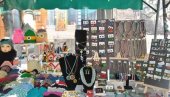 OD VOĆA I POVRĆA, DO NAKITA: Prolećni bazar na pijaci u Zemunu