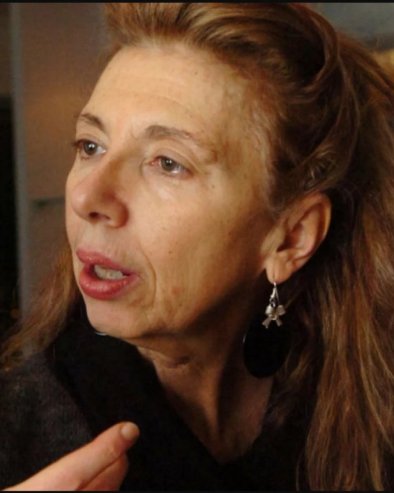 САМО САМ ПОМИСЛИЛА - САД ЋУ ДА УМРЕМ: Маја Волк о борби са раком - Прогутала сам кнедлу, а ујутру метастаза је била огромна