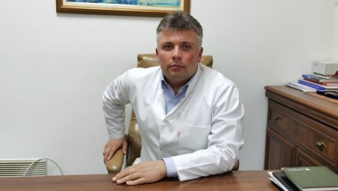 HUMANI BAJKER U BELOM MANTILU: Predrag Cvetković, ugledni kardiolog iz Niša, bori se za bolji život drugih i van bolnice