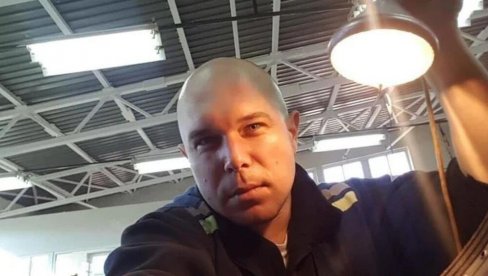 ОВАКО ЈЕ НАШ ПЕВАЧ ЧЕСТИТАО СУПРУЗИ РОЂЕНДАН: Објава изазвала лавину коментара на друштвеним мрежама (ФОТО)