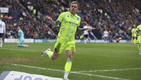 ДЕФИЦИТ ГОЛОВА: Роверси подрезују крила совама