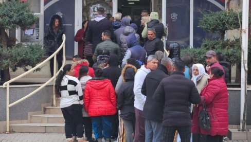 PORUKA AMBASADORA EU: Zabrana dinara ozbiljno uticala na Srbe na KiM, hitno rešiti to pitanje