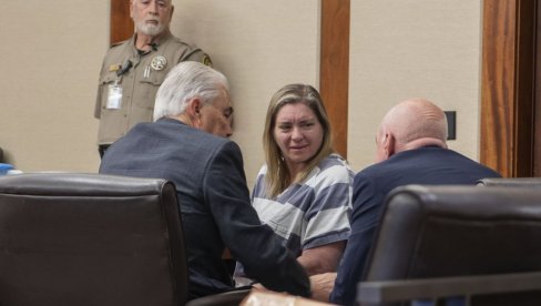 POZNATA JUTJUBERKA PROGLAŠENA KRIVOM ZA ZLOSTAVLJANJE DECE: Preti joj do 60 godina robije, u trenutku izricanja presude jecala pred sudom