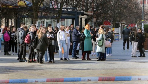 DOJAVU O BOMBI UPUTIO MALOLETNIK (16): Krivična prijava srednjoškolcu zbog današnjeg incidenta u gimnaziji u Smederevu