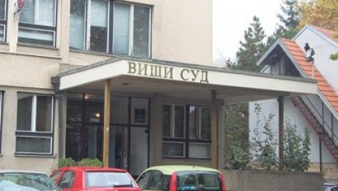 POKIDALI I UKRALI SVE KABLOVE: Upali u zgradu Zdravstvene stanice u LJubiću