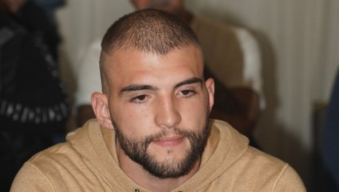 ПОВРЕЂЕН ВЕЉКО РАЖНАТОВИЋ У каквом је стању Цецин син: Нажалост, истина је - не могу да учествујем на ревији у Београду