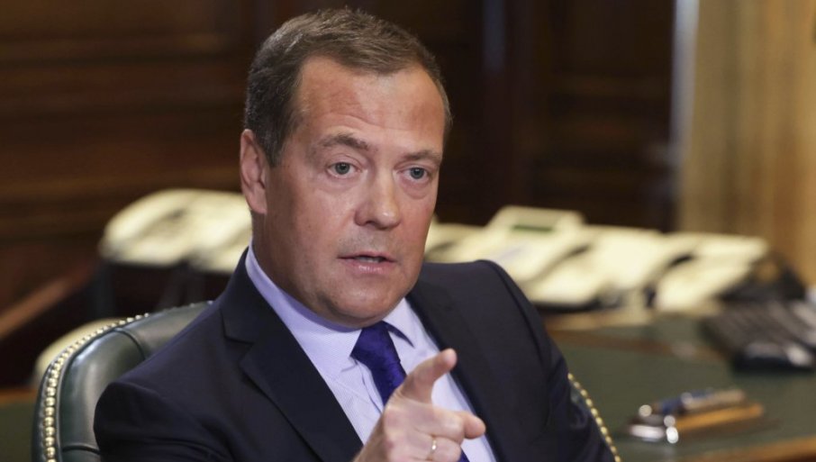 "NAŠ ODGOVOR NEĆE BITI MANjE BOLAN": Medvedev zapretio Amerima - Ako SAD...