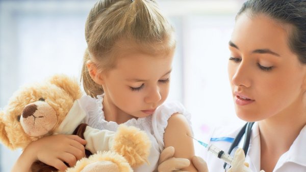 СТРАХ ЗАВРЋЕ РУКАВ: Епидемија морбила не попушта, родитељи реагују појачаним интересовањем за вакцинацију