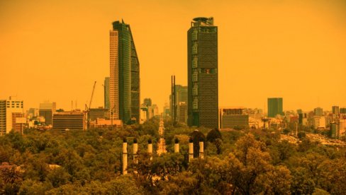 ПРЕСТНАИТЕ ДА НАМ КРАДЕТЕ ДОМ: Масовне демонстрације у Мексико Ситију