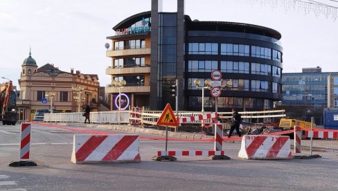 RUŠE ĆUPRIJU NA CRNICI: Glavni drumski most u Paraćinu zatvoren zbog radova