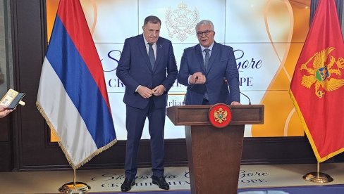 ЗА СПЕЦИЈАЛНЕ ВЕЗЕ СРПСКЕ СА ПОДГОРИЦОМ: Председника РС добродошлицом дочекао Андрија Мандић, шеф Црногорског парламента