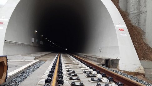 GRADSKI PREVOZ DO ŠINA: Rešenje za ukinute železničke stanice u Beški i Čortanovcima
