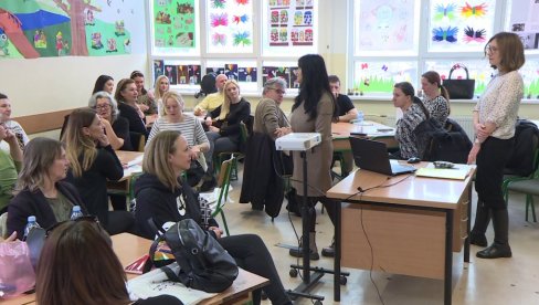 СТРУЧНО УСАВРШАВАЊЕ И РАЗМЕНА ИСКУСТАВА: Зимски сусрети учитеља код Јагодине (ФОТО)