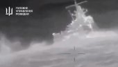 POTOPLJEN JOŠ JEDAN RUSKI BROD: Plovilo nije izdržalo masivan udar dronova Magura V5, napad bio namenjen Krimskom mostu? (VIDEO)