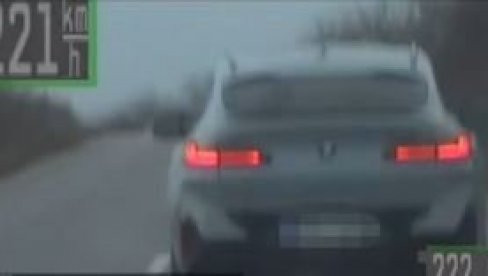 VOZILA BMV 220 KILOMETARA NA SAT: Policija na putu Doljevac‒Niš zaustavila tursku državljanku (VIDEO)