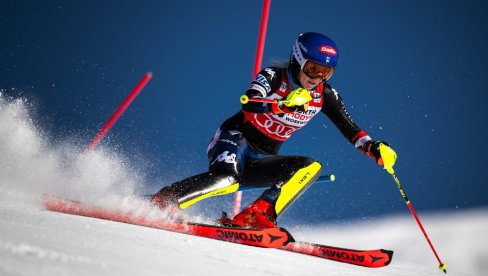 POSLE POVREDE, BILA JE OTPISANA: Šifrin se vratila i osvojila Kristalni globus u slalomu