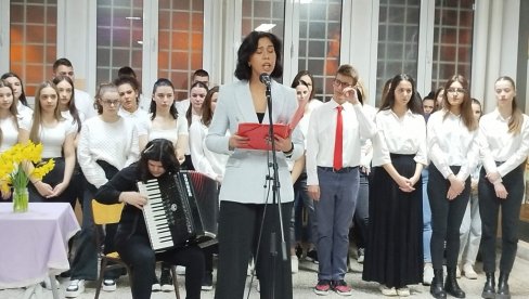 „VEČE TALENATA“ U TEHNOLOŠKOJ ŠKOLI: Srednjoškolci kreirali program (FOTO)