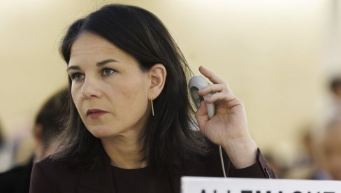 "NOVOSTI" SAZNAJU: Analena Berbok lično pretila zemljama da glasaju za rezoluciju o Srebrenici