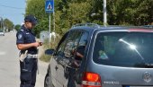 ПИЈАН ВОЗИО КОМБИ: Санкционисано више возача у Зрењанину због различитих прекршаја